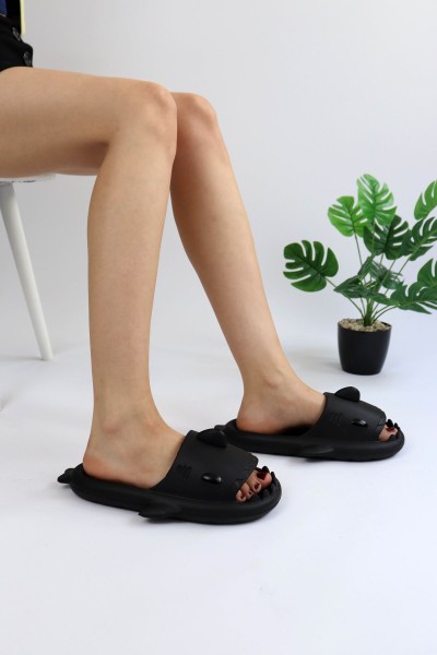 WG500 Köpekbalığı Siyah Unisex Tam Ortopedik Terlik Shark Slides WG500 Köpekbalığı Siyah Unisex Tam Ortopedik Terlik Shark Slides