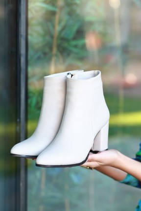 Biya Bej Cilt Topuklu Bot Biya Bej Cilt Topuklu Bot