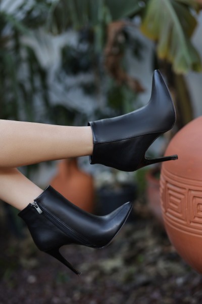 Blan Siyah Cilt Topuklu Bot Blan Siyah Cilt Topuklu Bot