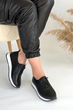 Tone Siyah Cilt Bağcıklı Spor Ayakkabı Tone Siyah Cilt Bağcıklı Spor Ayakkabı