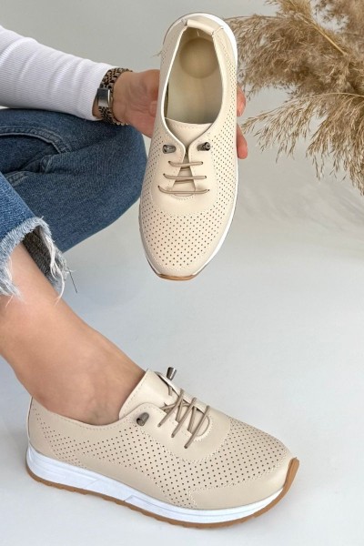 Tone Bej Cilt Bağcıklı Spor Ayakkabı Tone Bej Cilt Bağcıklı Spor Ayakkabı