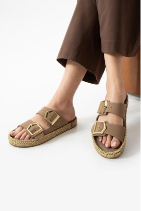 Loera Vizon Nubuk Çift Tokalı Terlik Loera Vizon Nubuk Çift Tokalı Terlik