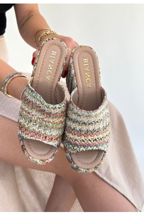 Tlay Kilim Desenli Dolgu Topuk Terlik Tlay Kilim Desenli Dolgu Topuk Terlik