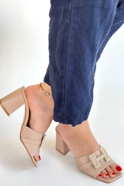 Erew Bej Cilt Topuklu Terlik Erew Bej Cilt Topuklu Terlik