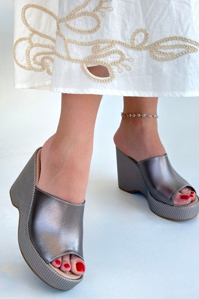 Tlay Platin Cilt Dolgu Topuk Terlik Tlay Platin Cilt Dolgu Topuk Terlik