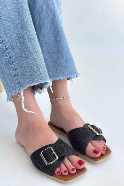 Revin Siyah Cilt Terlik Revin Siyah Cilt Terlik