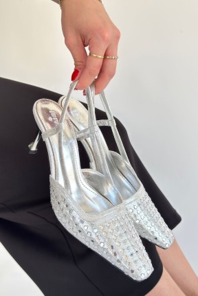 Sione Gümüş Cilt Topuklu Ayakkabı Sione Gümüş Cilt Topuklu Ayakkabı