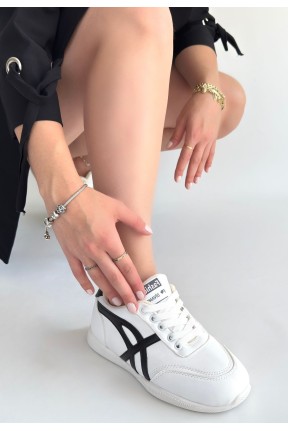Zlay Beyaz Cilt Siyah Detaylı Bağcıklı Spor Ayakkabı