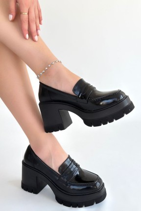 Janes Siyah Rugan Dolgu Topuk Ayakkabı Janes Siyah Rugan Dolgu Topuk Ayakkabı