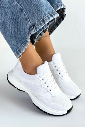 Slar Beyaz Cilt Bağcıklı Spor Ayakkabı Slar Beyaz Cilt Bağcıklı Spor Ayakkabı