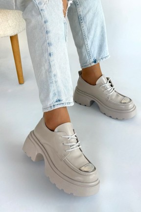 Kiya Bej Rugan Dolgu Topuk Oxford Ayakkabı Kiya Bej Rugan Dolgu Topuk Oxford Ayakkabı