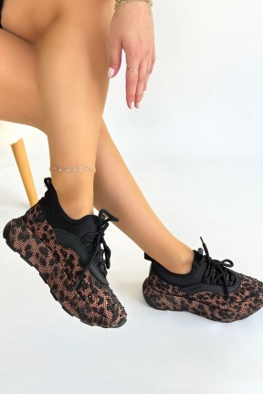 Rimay Kahverengi Cilt Boncuk İşlemeli Spor Ayakkabı Rimay Kahverengi Cilt Boncuk İşlemeli Spor Ayakkabı