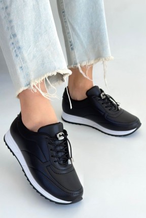 Finna Siyah Cilt Bağcıklı Spor Ayakkabı
