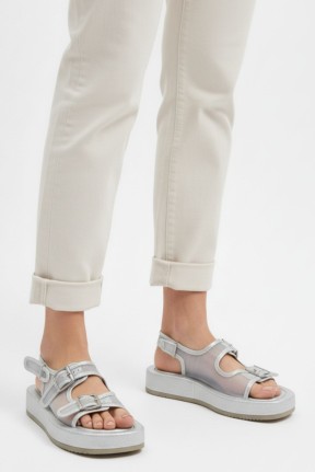 Sinna Gümüş Cilt Tül Detaylı Sandalet Sinna Gümüş Cilt Tül Detaylı Sandalet