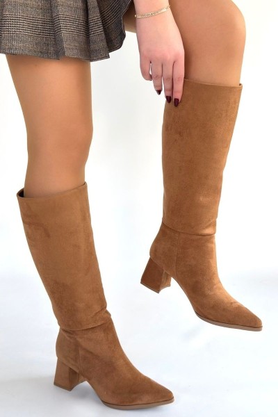Roksa Taba Süet Topuklu Çizme Roksa Taba Süet Topuklu Çizme