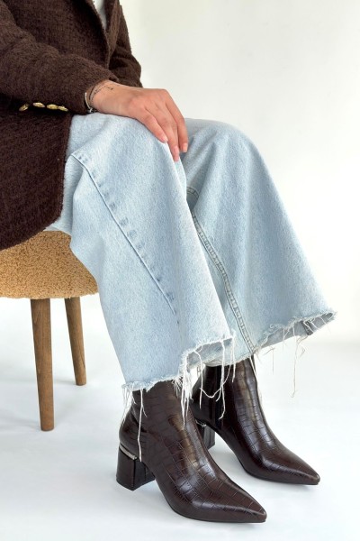 Meça Kahverengi Cilt Topuklu Bot Meça Kahverengi Cilt Topuklu Bot