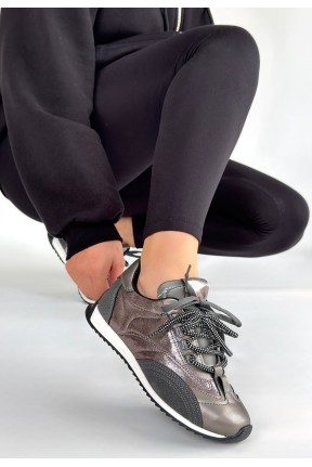 Ranu Platin Cilt Paraşüt Detaylı Bağcıklı Spor Ayakkabı Ranu Platin Cilt Paraşüt Detaylı Bağcıklı Spor Ayakkabı