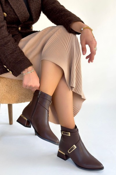 İnay Kahverengi Cilt Topuklu Bot İnay Kahverengi Cilt Topuklu Bot