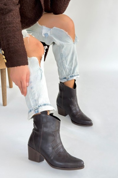 Akver Acı Kahve Cilt Topuklu Bot Akver Acı Kahve Cilt Topuklu Bot