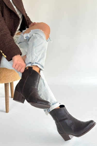 Akver Acı Kahve Cilt Topuklu Bot Akver Acı Kahve Cilt Topuklu Bot