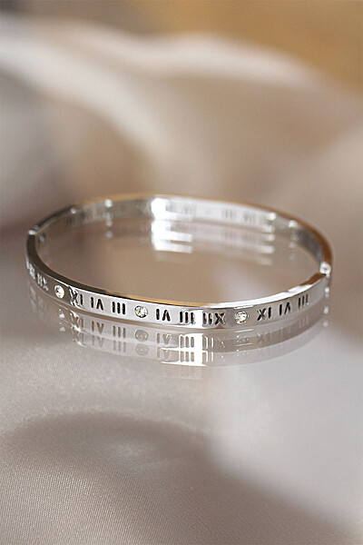 316l çelik Roma Rakamlı Silver Renk Bilezik Kelepçe 316l çelik Roma Rakamlı Silver Renk Bilezik Kelepçe