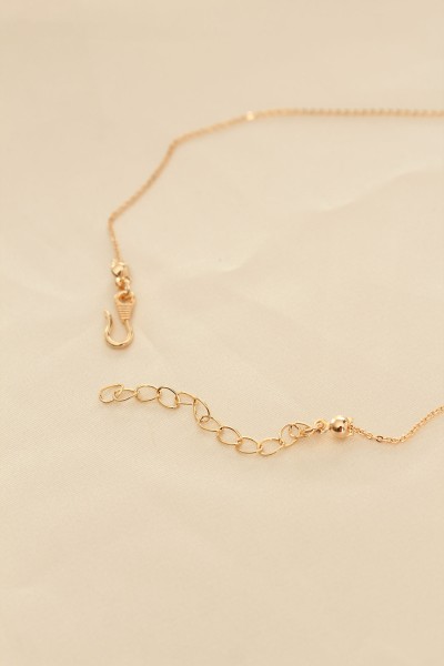 Beyaz Sedefli Kelebek Figürlü Kadın Kolye