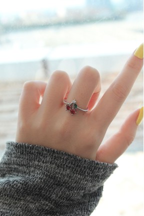 Ayarlamalı Gümüş Renk Kristal Taşlı Kiraz Yüzük