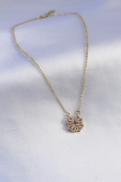 316l çelik Gold Renk Açılır Zirkon Taşlı Yonca Model Kadın Kolye 316l çelik Gold Renk Açılır Zirkon Taşlı Yonca Model Kadın Kolye