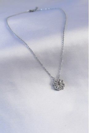 316l çelik Gümüş Renk Açılır Yonca Model Kadın Kolye