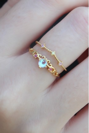 Gold Renk Zirkon Taşlı Taç Model Kadın Yüzük Gold Renk Zirkon Taşlı Taç Model Kadın Yüzük
