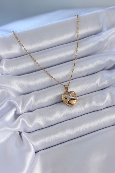 316l çelik Gold Renk Zirkon Detay Kalp Model Kadın Kolye 316l çelik Gold Renk Zirkon Detay Kalp Model Kadın Kolye