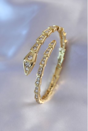 Vip Seri Yılan Model Gold Renk Kadın Kelepçe Bileklik Vip Seri Yılan Model Gold Renk Kadın Kelepçe Bileklik