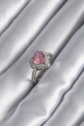 Gümüş Renk Pembe Zirkon Taşlı Charm Kalp Model Kadın Yüzük Gümüş Renk Pembe Zirkon Taşlı Charm Kalp Model Kadın Yüzük