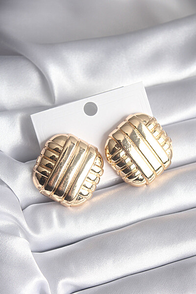 Pirinç Gold Renk İşleme Detay Kadın Küpe Pirinç Gold Renk İşleme Detay Kadın Küpe