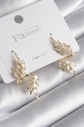 Pirinç Gold Renk Zirkon Taşlı Yaprak Model Kadın Küpe Pirinç Gold Renk Zirkon Taşlı Yaprak Model Kadın Küpe
