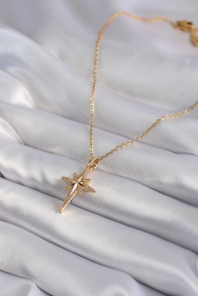 316l çelik Gold Renk Zirkon Taşlı Kutup Yıldızı Model Kadın Kolye