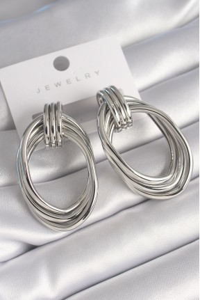 Pirinç Gümüş Renk Oval Model Kadın Küpe Pirinç Gümüş Renk Oval Model Kadın Küpe