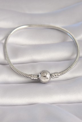 Pirinç Gümüş Renk İşleme Detay Charm Model Kadın Bileklik