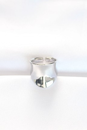 Silver Renk Ayarlanabilir Kavisli Ayna Yüzük Silver Renk Ayarlanabilir Kavisli Ayna Yüzük