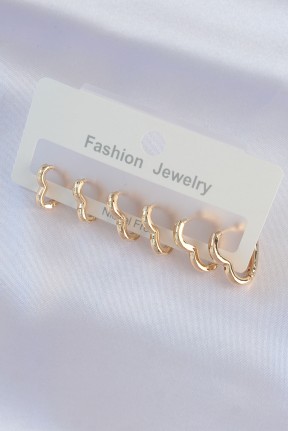 Pirinç Gold Renk Kalp Model Küpe Seti Pirinç Gold Renk Kalp Model Küpe Seti