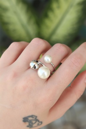 Pirinç Gümüş Renk Ayarlanabilir İnci Taşlı Yüzük