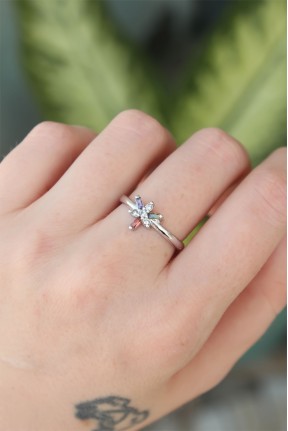 Pirinç Gümüş Renk Ayarlanabilir Renkli Zirkon Taşlı Yusufçuk Yüzük Pirinç Gümüş Renk Ayarlanabilir Renkli Zirkon Taşlı Yusufçuk Yüzük