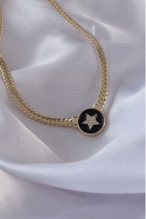 Pirinç Gold Renk Zirkon Taşlı Yıldız Model Siyah Mineli Ezme Zincirli Serenay Kolyesi Pirinç Gold Renk Zirkon Taşlı Yıldız Model Siyah Mineli Ezme Zincirli Serenay Kolyesi