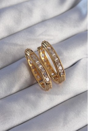Pirinç Gold Renk Zirkon Taşlı Oval Model Küpe Pirinç Gold Renk Zirkon Taşlı Oval Model Küpe