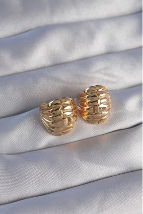 Pirinç Gold Renk Tırtıklı Minimal Bombeli Tasarım Küpe Pirinç Gold Renk Tırtıklı Minimal Bombeli Tasarım Küpe