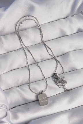 316l çelik Gümüş Renk Kare Charm Model Kolye 316l çelik Gümüş Renk Kare Charm Model Kolye