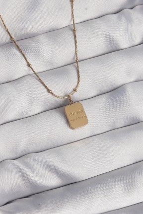 316l çelik Gold Renk Kare Charm Model Kolye 316l çelik Gold Renk Kare Charm Model Kolye