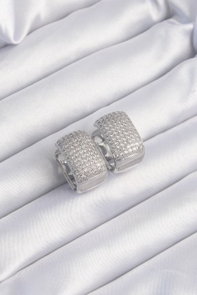 Pirinç Gümüş Renk Zirkon Taşlı Minimal Halka Küpe Pirinç Gümüş Renk Zirkon Taşlı Minimal Halka Küpe