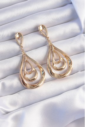 Pirinç Gold Renk Kıvrımlı Damla Görünüm Sallantılı Küpe Pirinç Gold Renk Kıvrımlı Damla Görünüm Sallantılı Küpe