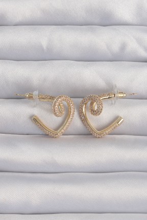 Pirinç Gold Renk Zirkon Taşlı Kıvrımlı Yarım Kalp Küpe Pirinç Gold Renk Zirkon Taşlı Kıvrımlı Yarım Kalp Küpe